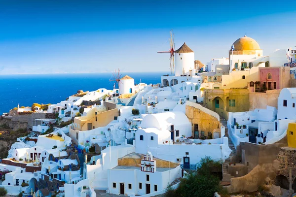 View of Oia the most beautiful village of Santorini island. — Stock Photo, Image