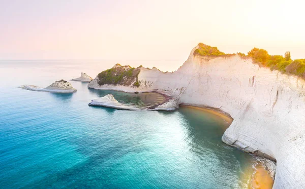 Bela vista do Cabo Drastis em Corfu, na Grécia — Fotografia de Stock