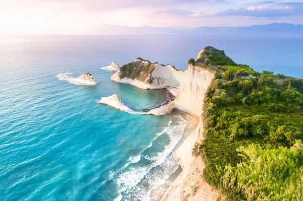 Bela vista do Cabo Drastis em Corfu, na Grécia — Fotografia de Stock