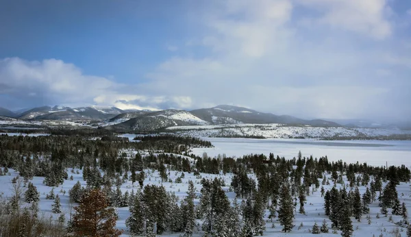 コロラド州アスペン付近の雪の山エリア — ストック写真