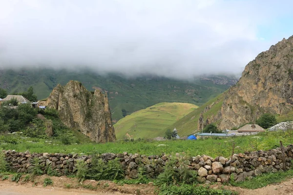 Dağ manzarası, Azerbaycan