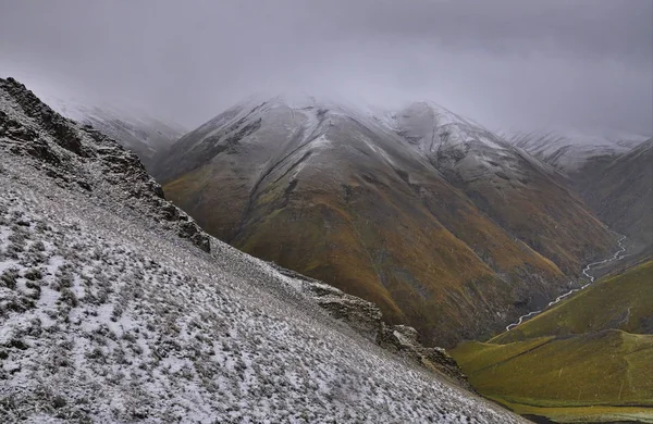 Paysage de montagne d'Azerbaïdjan — Photo