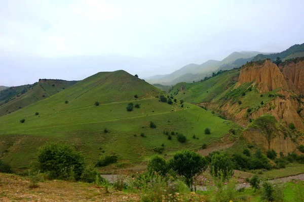 Kusar 地区的山地景观 — 图库照片