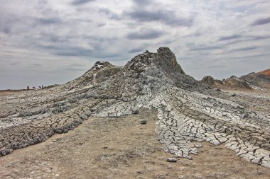 Çamur volkanlar Azərbaycan Respublikasının Qobustan bölgesinde