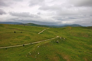 Dağ manzarası, Azerbaycan, yiyecek kuzey bölgesinden.