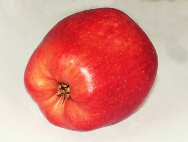 Ripe apple in close up — Stock Photo, Image