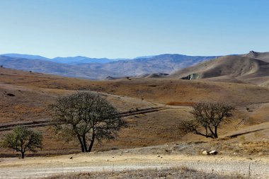 Azerbaycan: Siyazan bölgesinden dağ manzarası
