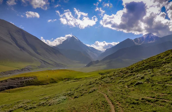 Azerbaycan dan dağ manzarası — Stok fotoğraf