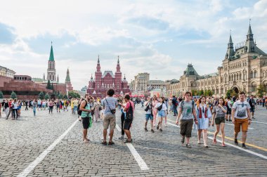Moskova, Rusya - 29 Haziran 2018: 2018 Dünya Kupası. Kızıl Meydan turistlere