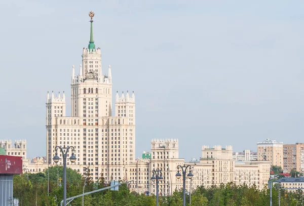 Vista Del Edificio Gran Altura Terraplén Kotelnicheskaya Moscú Rusia — Foto de Stock