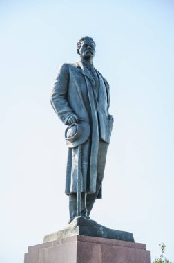 Moskova, Rusya - 27 Ağustos 2018: Yazar Maksim Gorki Tverskaya Zastava Meydanı'nda bir anıt