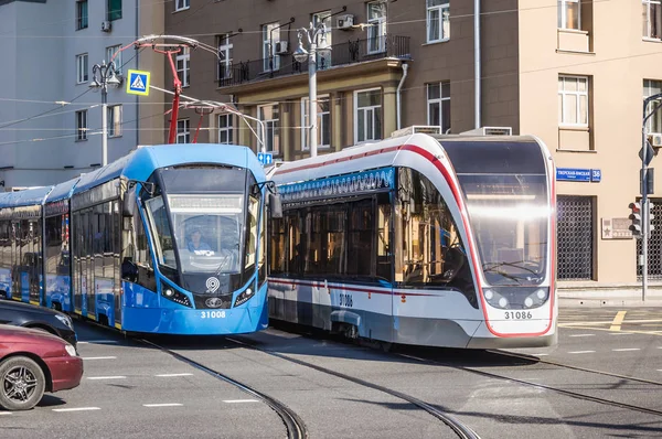 Москва Россия Августа 2018 Года Два Российских Трехэтажных Трамвая Витязь — стоковое фото