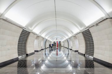 Moskova, Rusya - 26 Nisan 2018: İstasyonu Moskova Metro's Lyublinsko-Dmitrovskaya satırındaki 