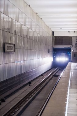 Moskova, Rusya - 26 Nisan 2018: İstasyonu Moskova Metro's Lyublinsko-Dmitrovskaya hatta 