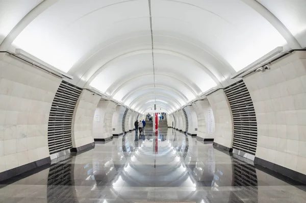 Moscú Rusia Abril 2018 Estación Verkhniye Likhobory Línea Lyublinsko Dmitrovskaya —  Fotos de Stock