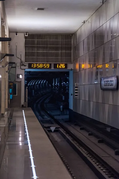 モスクワ ロシア連邦 2018 駅のモスクワ メトロの Lyublinsko Dmitrovskaya Seligerskaya トンネル ビュー — ストック写真