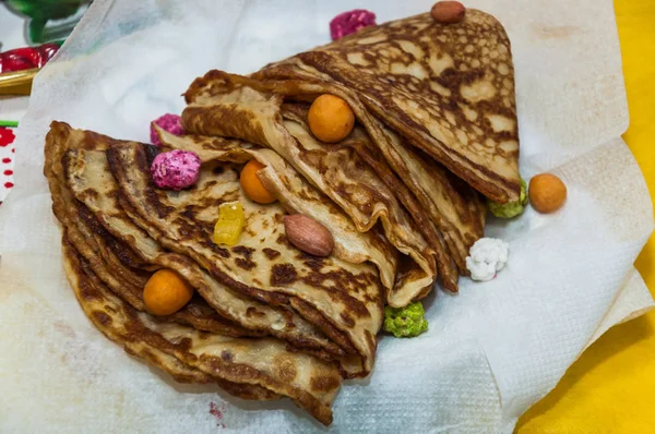 Variety Original Pancakes Candied Fruits Nuts Contest Celebration Russian Shrovetide — Stock Photo, Image
