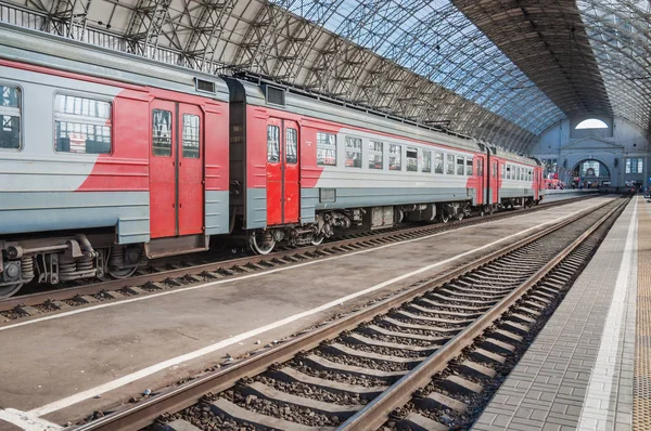 Moscow Russia August 2015 Suburban Electric Trai Landing Kiyevsky Railway — Stock Photo, Image