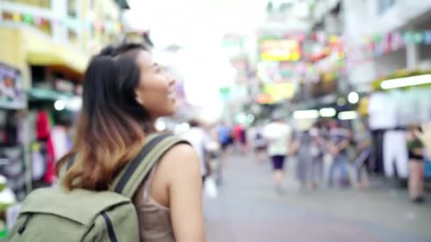 Voyageur Sac Dos Asiatique Femme Voyage Dans Khao San Route — Video