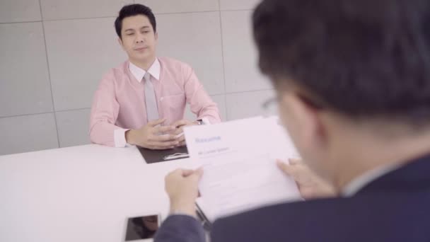 Movimento Lento Jovem Empresário Asiático Atraente Uma Entrevista Emprego Com — Vídeo de Stock