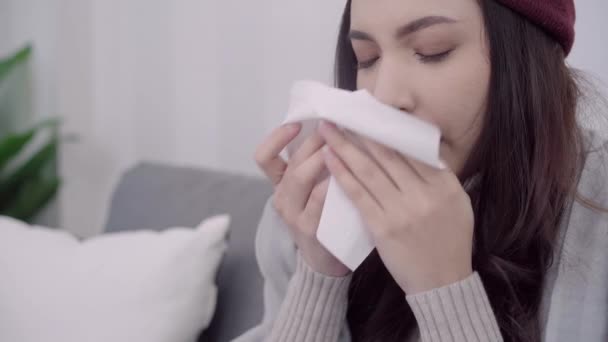 Asian Woman Feel Headache Wrapped Grey Blanket Blow Nose Use — Stock Video