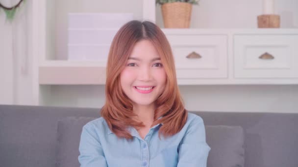 Teenager Asian Woman Feeling Happy Smiling Looking Camera While Relax — Stock Video