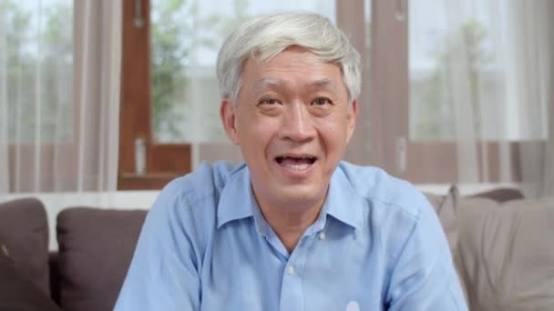 Asian Senior Man Video Call Home Asian Senior Older Chinese — Stock Video