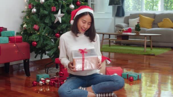 Donne Asiatiche Celebrano Festival Natale Donna Adolescente Indossare Maglione Rilassarsi — Video Stock