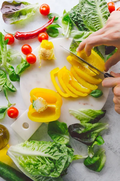 Man Preparing Cooking Fresh Detox Healthy Salad Table Cutting Yellow — Stock Photo, Image
