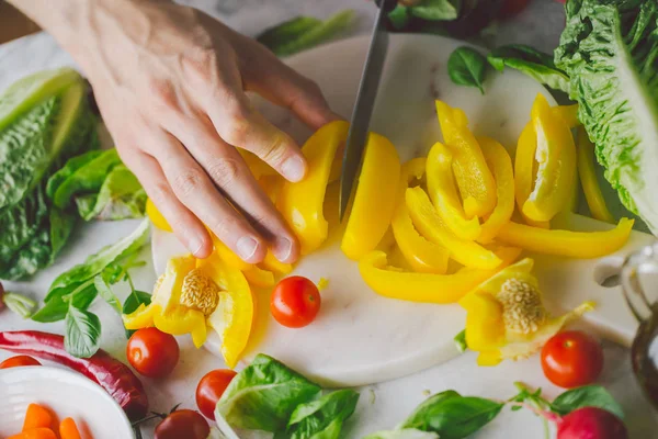 Man Preparing Cooking Fresh Detox Healthy Salad Table Cutting Yellow — Stock Photo, Image