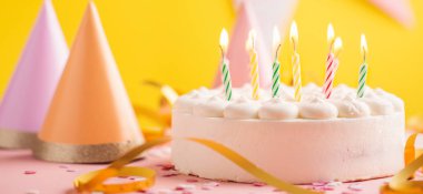 Pasta ile parti doğum günü arka plan