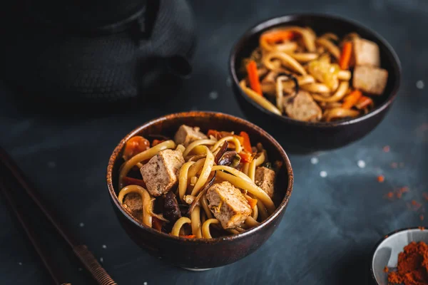 Tasty Asian Noodles Cheese Tofu Vegetables Plates — Stock Photo, Image