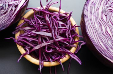 doğranmış kırmızı lahana