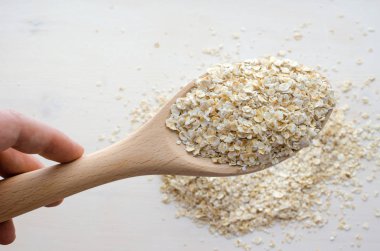 kaşık yulaf ezmesi