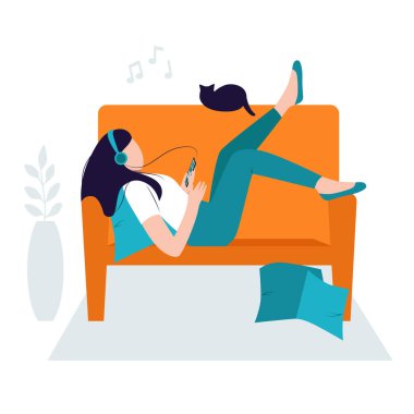 Rahatlatıcı konsept, evde kal. Kanepede kulaklıklarla takılıp müzik dinleyen bir kız. Kadın dinleniyor ve seslerden zevk alıyor. İzole vektör illüstrasyonu