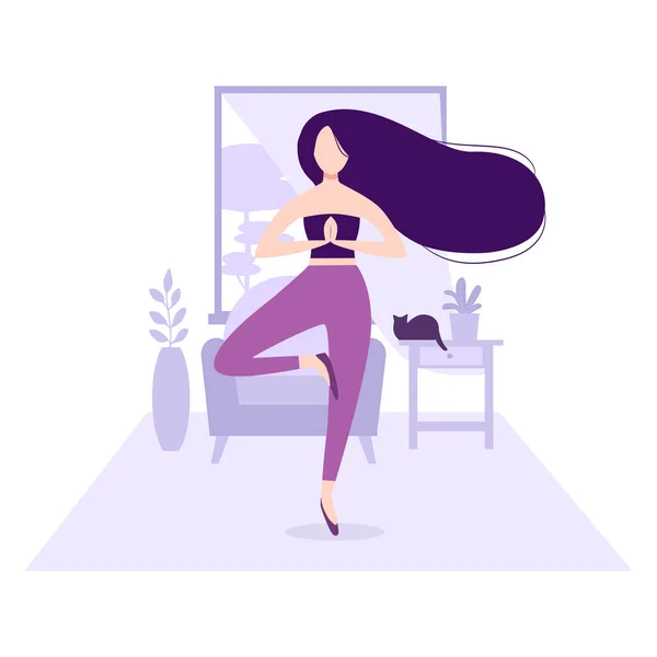 Fitness ve sağlıklı yaşam tarzı. Ev konseptinde kal. Odasında yoga yapan uzun siyah saçlı güzel bir kız ya da pencerenin önündeki dairede. Egzersiz yapan genç kadın. Kediyle egzersiz.