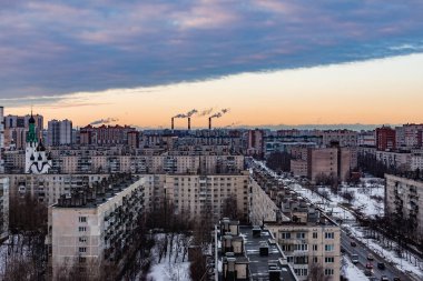 Bina türü. Bir yükseklikten kenti. İnşaat ev. Yerleşim alanı. Modern mimari.