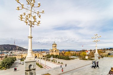 Kutsal Trinity Katedrali (tsminda Sameba) Gürcistan ana Tapınağı var. Şehir Tiflis, Gürcistan.