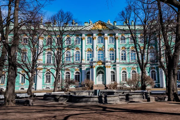 Los Elementos Arquitectura San Petersburgo Rusia — Foto de Stock