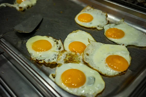 Kafede Büyük Bir Soba Üzerinde Omlet Birkaç Yumurtadan Omlet — Stok fotoğraf