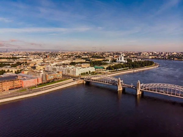 Péter Nagy Híd Háttérben Smolny Katedrális Oroszország Szentpétervár Panorámafelvétel Levegőből — Stock Fotó