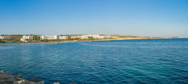 Kıbrıs Rum Kesimi Nin Ayia Napa Kıyı Şeridi Plajı Sahillerin — Stok fotoğraf