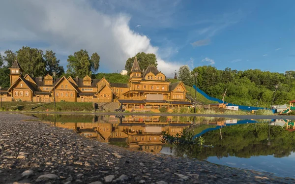 Gorodets Nizhny Novgorod Region City Maestros Terraplén Del Río Volga — Foto de Stock