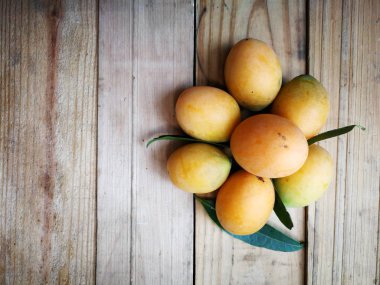 Marian Plum Tayland meyve ünlü