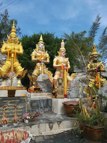 Adoración Estatua Del Pabellón Budista Templo Tailandia Atracciones Históricas —  Fotos de Stock