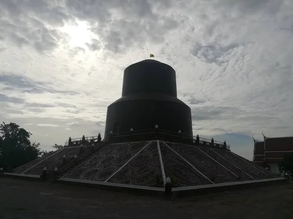 Dyrka Buddhistisk Paviljong Staty Templet Thailand Och Historiska Sevärdheter — Stockfoto