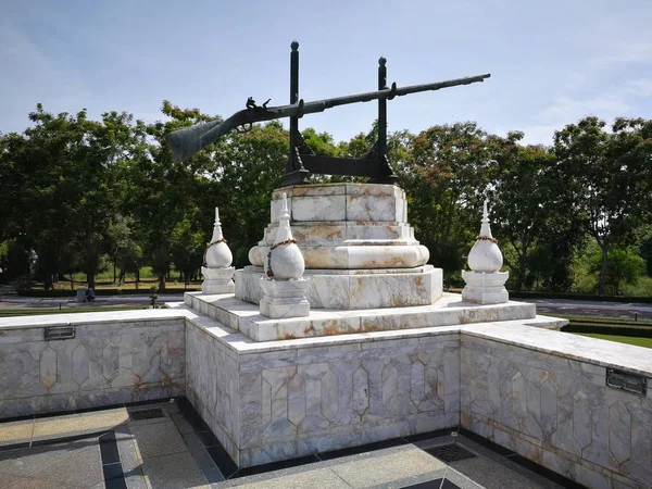 Emlékmű Király Naresuan Ayutthaya Nyújt Régi Történelmi Thaiföld Orszá — Stock Fotó