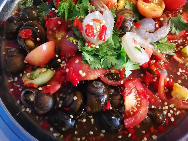 Salamura Balık Biber Yıldız Baharatlı Salata Karides Cockle Tayland Salyangoz — Stok fotoğraf