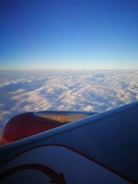 Eine Gewitterwolke Himmel Aus Flugzeugfenstern — Stockfoto