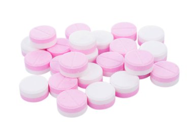 Beyaz arka planda izole edilmiş tıbbi ilaçlar.